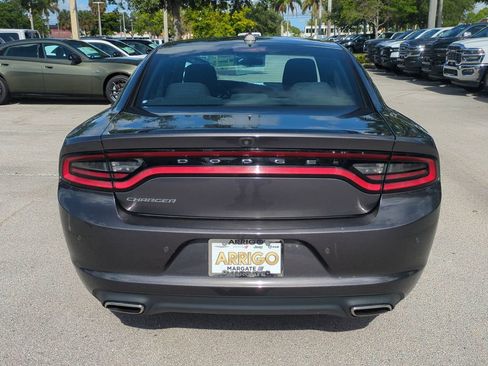 Used 2023 Dodge Charger SXT RWD image 7