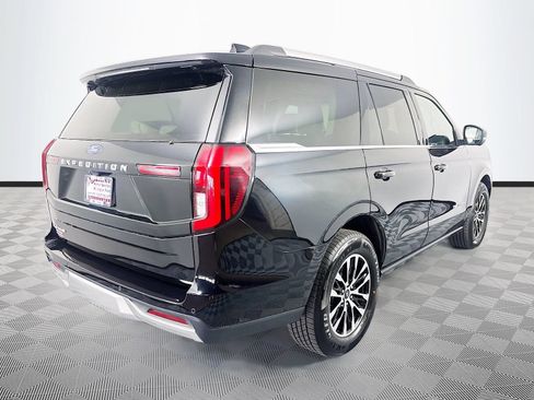 Certified 2025 Ford Expedition Platinum AWD/4WD image 7