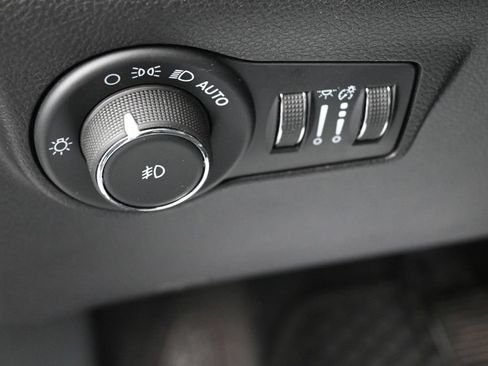 Used 2025 Jeep Compass Trailhawk AWD/4WD image 27