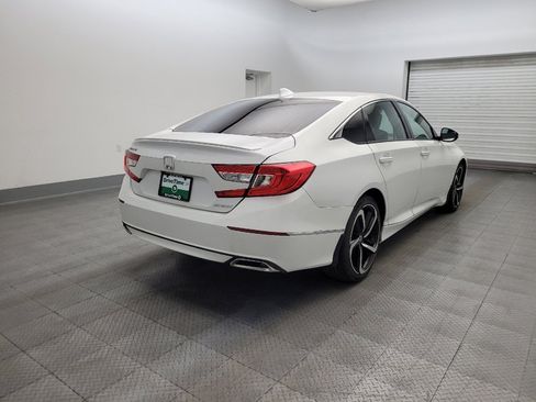 Used 2019 Honda Accord Sport image 9