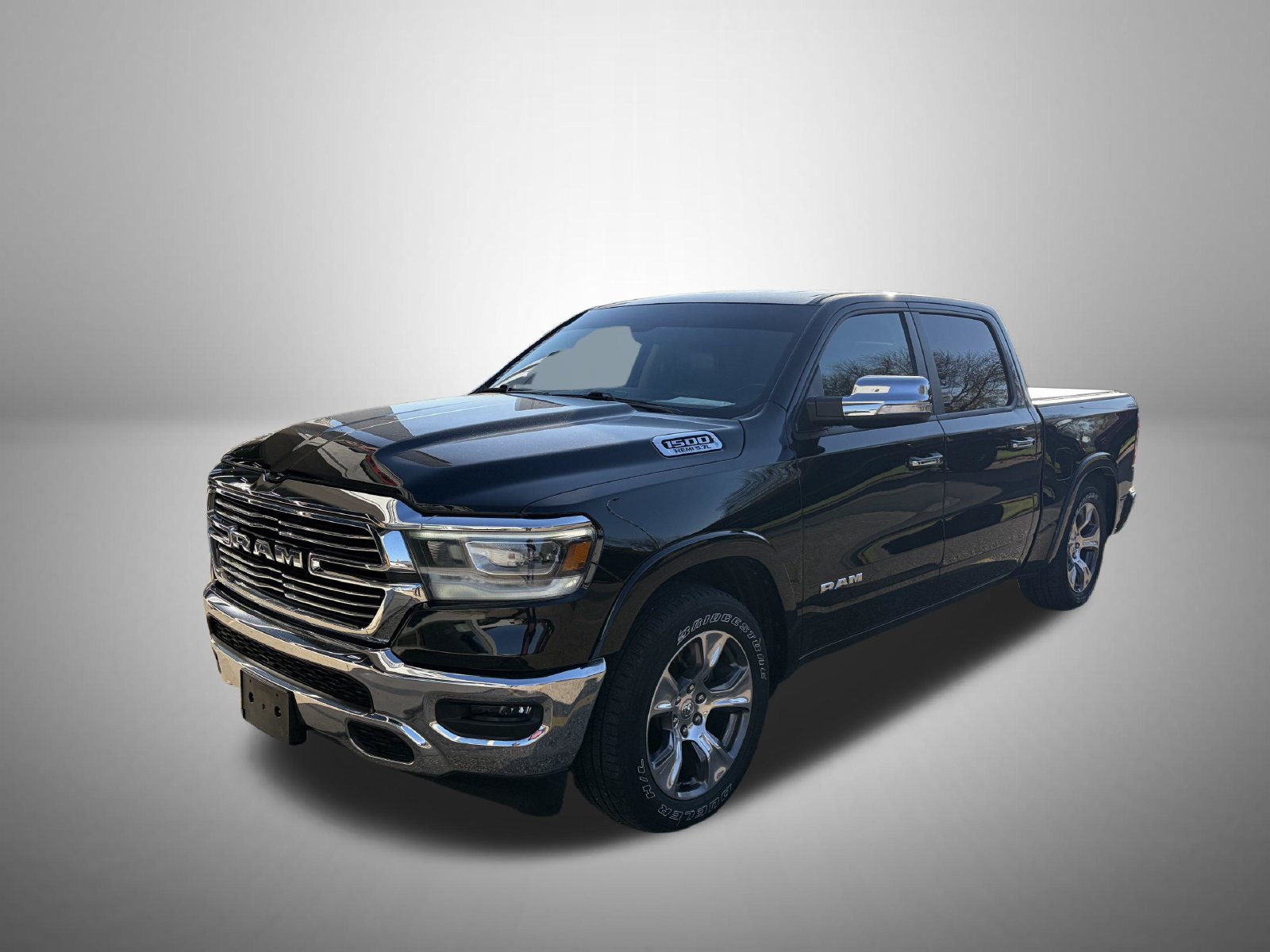Used 2020 RAM 1500 Laramie AWD/4WD image 3