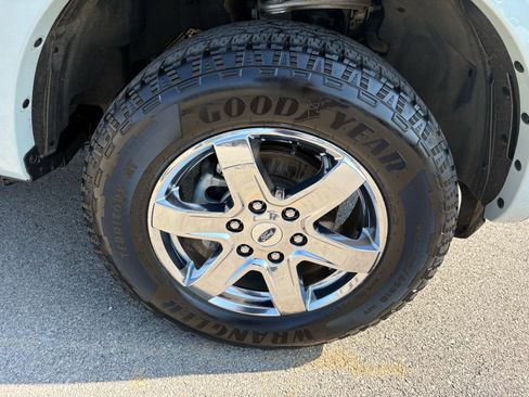 Used 2024 Ford Ranger XLT w/ Equipment Group 301A High image 18