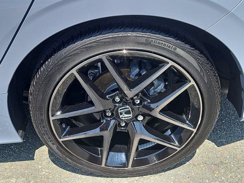 Used 2024 Honda Civic Sport Touring image 8