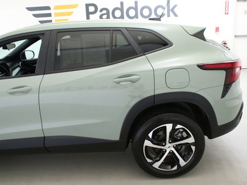 Used 2024 Chevrolet Trax RS w/ Driver Confidence Package image 6