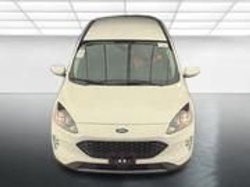 Used 2022 Ford Escape SEL image 2