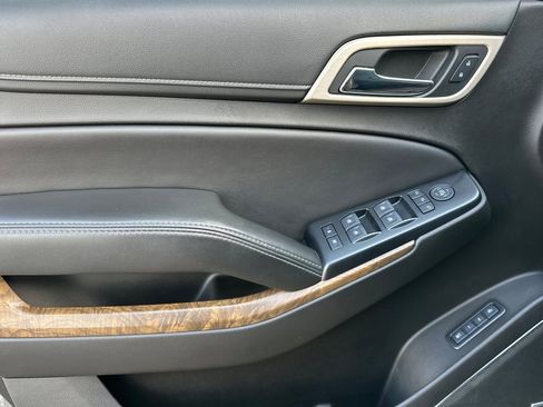 Used 2018 GMC Yukon Denali image 10