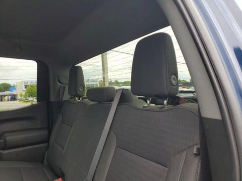 Used 2022 Chevrolet Silverado 1500 Custom w/ LPO, Dark Essentials Package AWD/4WD image 12