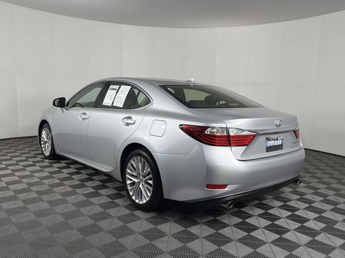 Used 2014 Lexus ES 350 w/ Luxury Package image 21