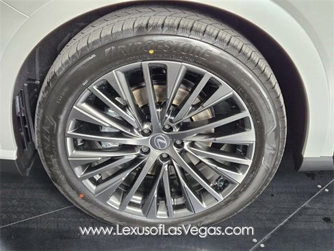 New 2026 Lexus RX 450h AWD image 9