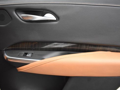 Used 2023 Cadillac XT4 Premium Luxury w/ Technology Package image 28