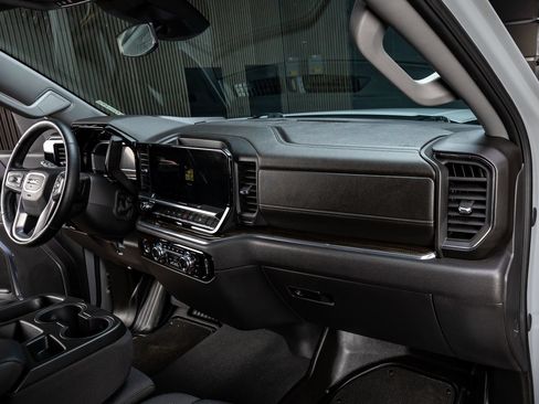 Used 2024 GMC Sierra 1500 Elevation AWD/4WD image 17
