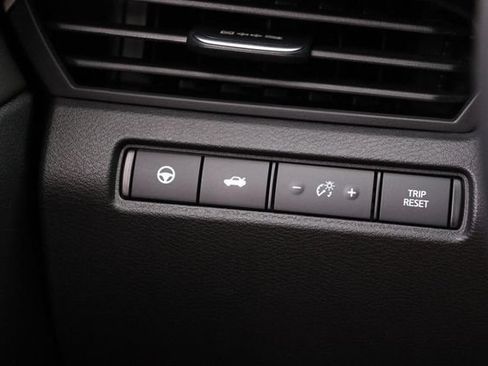 Certified 2025 Nissan Altima 2.5 SV w/ SV Premium Package FWD image 23