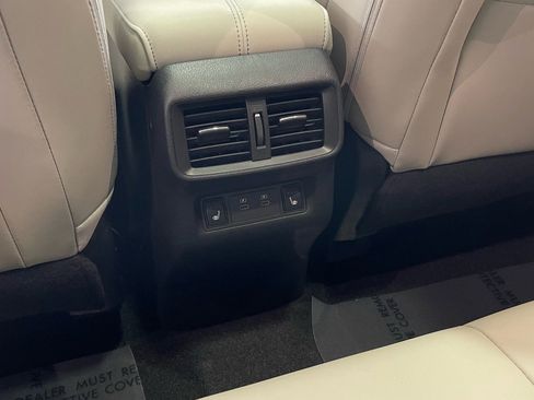 Used 2025 Nissan Murano Platinum w/ Cargo Package image 50