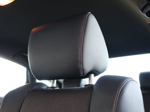 Used 2018 Honda Accord Sport image 16