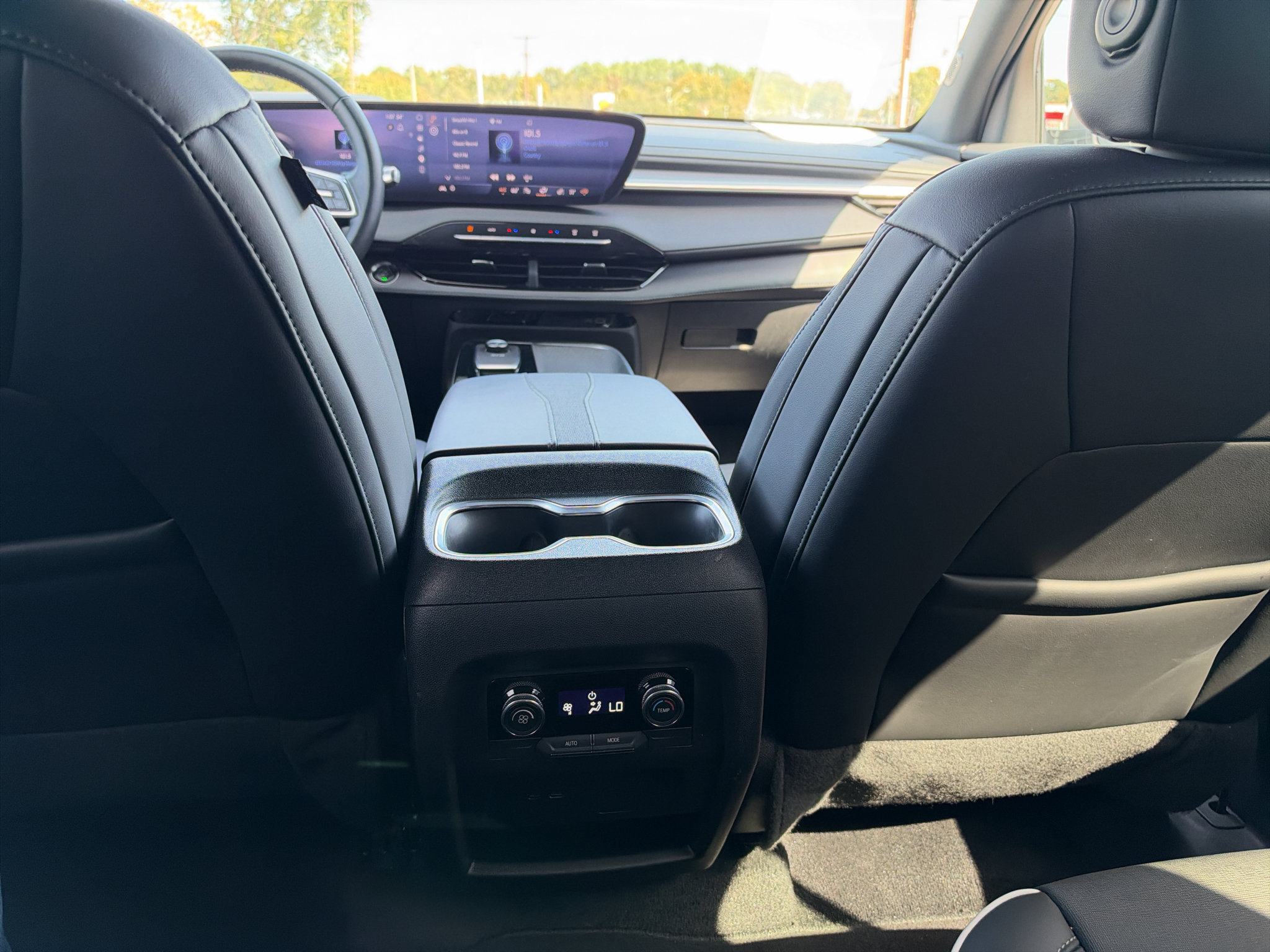 Used 2026 Buick Enclave Preferred FWD image 21
