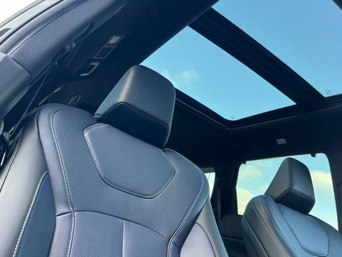 New 2026 INFINITI QX60 Sport w/ Dark Cargo Package image 19