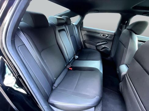 Used 2025 Honda Civic Sport image 21