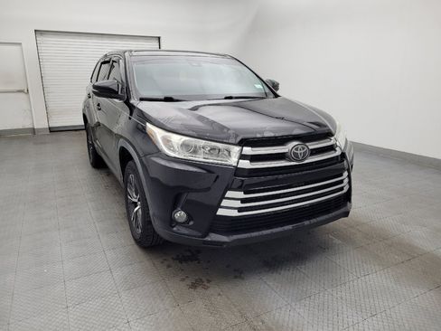 Used 2019 Toyota Highlander LE image 14