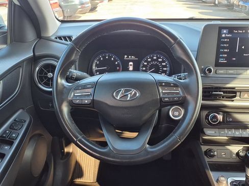 Used 2022 Hyundai Kona SEL w/ Convenience Package FWD image 13