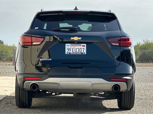 Used 2023 Chevrolet Blazer LT image 7