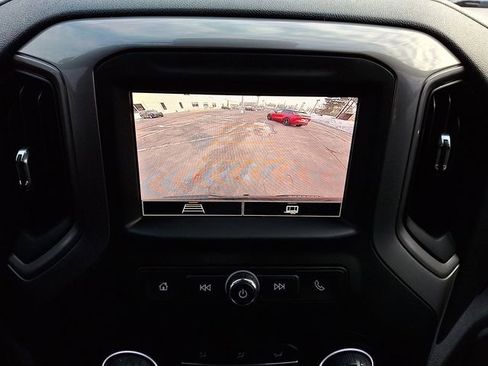 Used 2022 Chevrolet Silverado 1500 Custom image 18