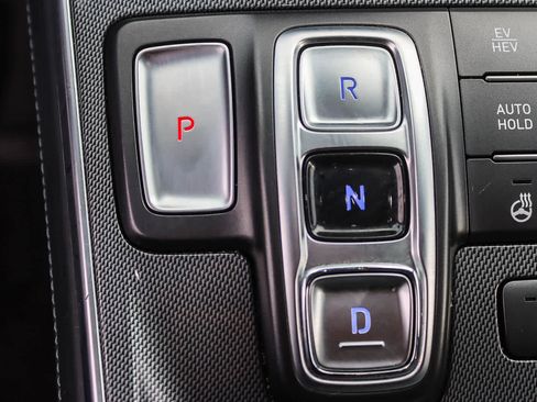 Used 2022 Hyundai Santa Fe Limited image 18