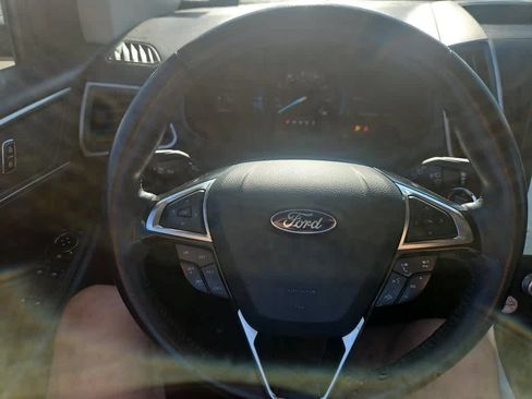 Certified 2024 Ford Edge SEL AWD/4WD image 15