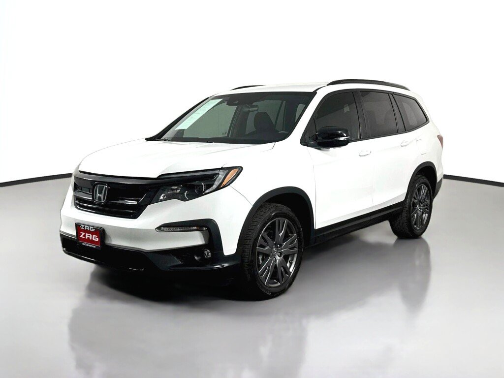 Used 2022 Honda Pilot Sport image 1
