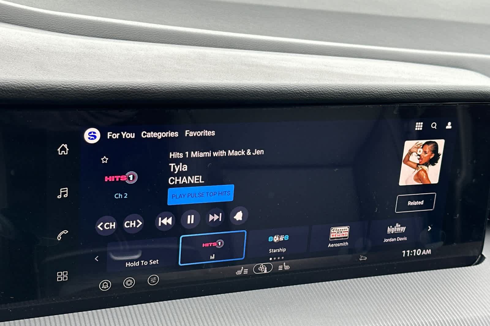 New 2026 Nissan Murano SV AWD/4WD image 18