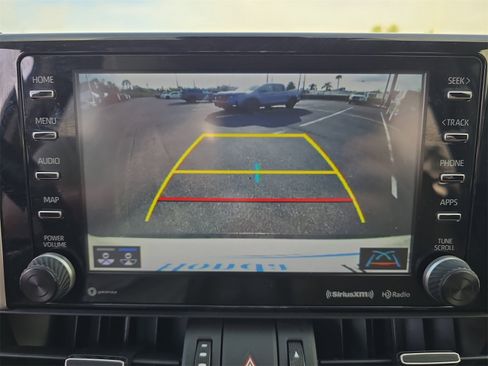 Used 2019 Toyota RAV4 Limited image 19