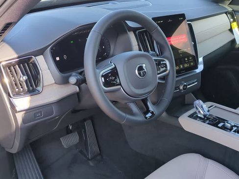 Used 2026 Volvo XC90 B6 Plus w/ Protection Package Premier AWD/4WD image 2