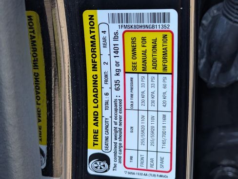 Used 2022 Ford Explorer XLT w/ Equipment Group 202A AWD/4WD image 42