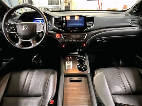 Used 2022 Honda Pilot TrailSport image 15