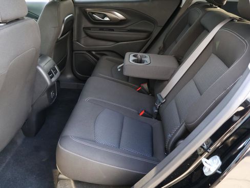 Used 2022 GMC Terrain SLE w/ Driver Convenience Package image 17