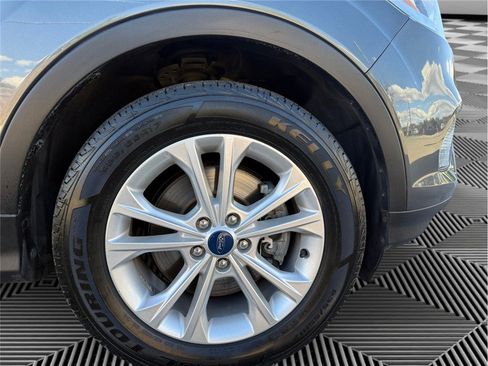 Used 2019 Ford Escape SEL AWD/4WD image 14