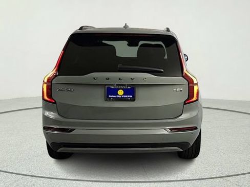 New 2026 Volvo XC90 T8 Ultra w/ Protection Package AWD/4WD image 6