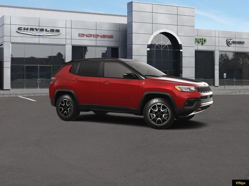 New 2026 Jeep Compass Trailhawk w/ Sun, Sound & Navigation Group AWD/4WD image 10