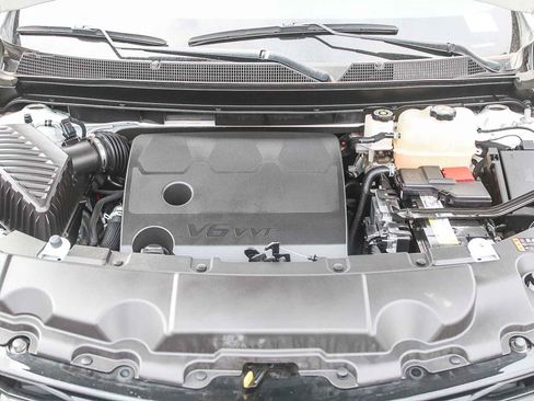 Used 2023 Chevrolet Traverse RS w/ LPO, Cargo Package image 29