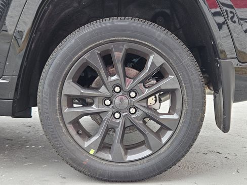 New 2026 Jeep Grand Cherokee Limited Reserve image 25