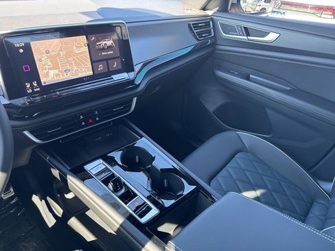 New 2026 Volkswagen Atlas Cross Sport SEL Premium R-Line image 23