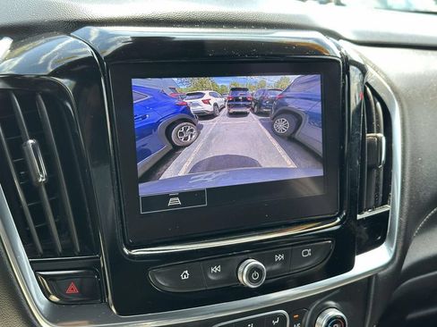 Used 2023 Chevrolet Traverse LT AWD/4WD image 25
