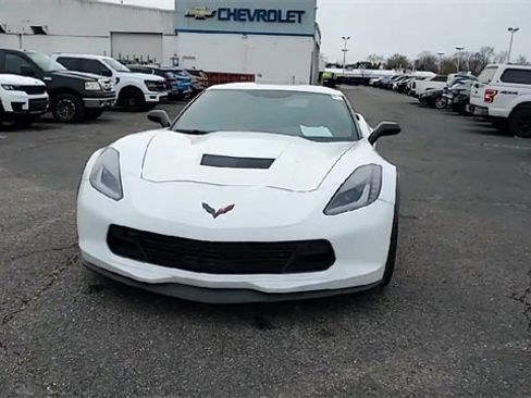 Used 2019 Chevrolet Corvette Grand Sport image 3