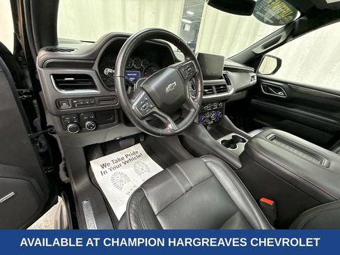 Used 2021 Chevrolet Suburban RST w/ Luxury Package image 14