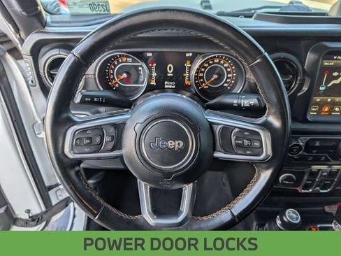 Used 2021 Jeep Gladiator Overland AWD/4WD image 15