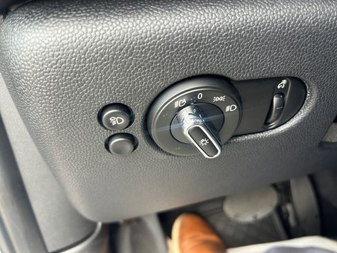 Used 2024 MINI Cooper S w/ Signature Upholstery Package FWD image 21
