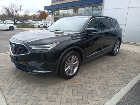 Used 2023 Acura MDX SH-AWD image 3