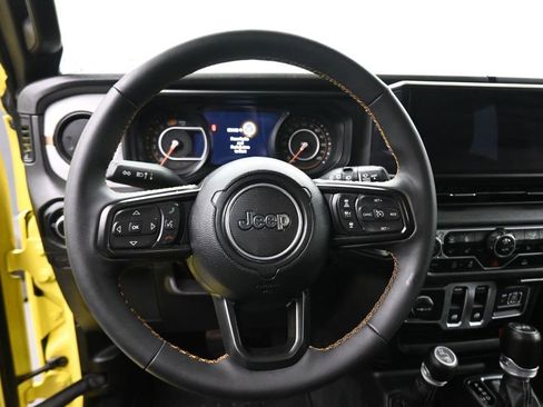 Used 2024 Jeep Wrangler Sport AWD/4WD image 14