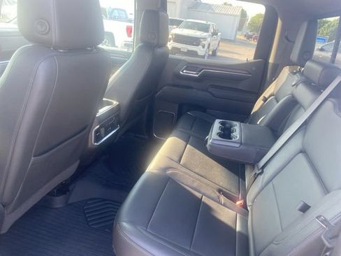 Used 2022 GMC Sierra 1500 SLT w/ SLT Premium Plus Package image 11