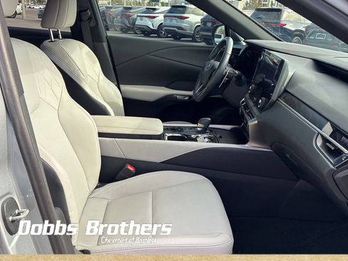 Used 2023 Lexus RX 350 Premium w/ Accessory Package image 11
