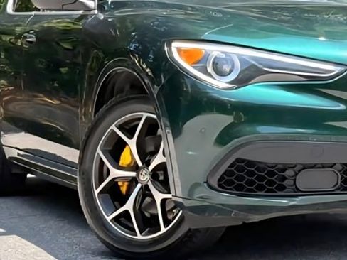 Used 2021 Alfa Romeo Stelvio Ti w/ Active Assist 2 Package TI image 11
